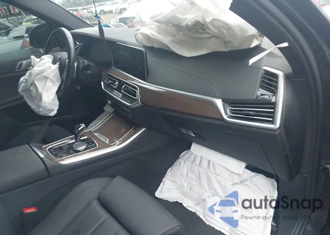 2020 BMW X5 xDrive40I z USA, uszkodzony, nr VIN 5UXCR6C06L9C97410